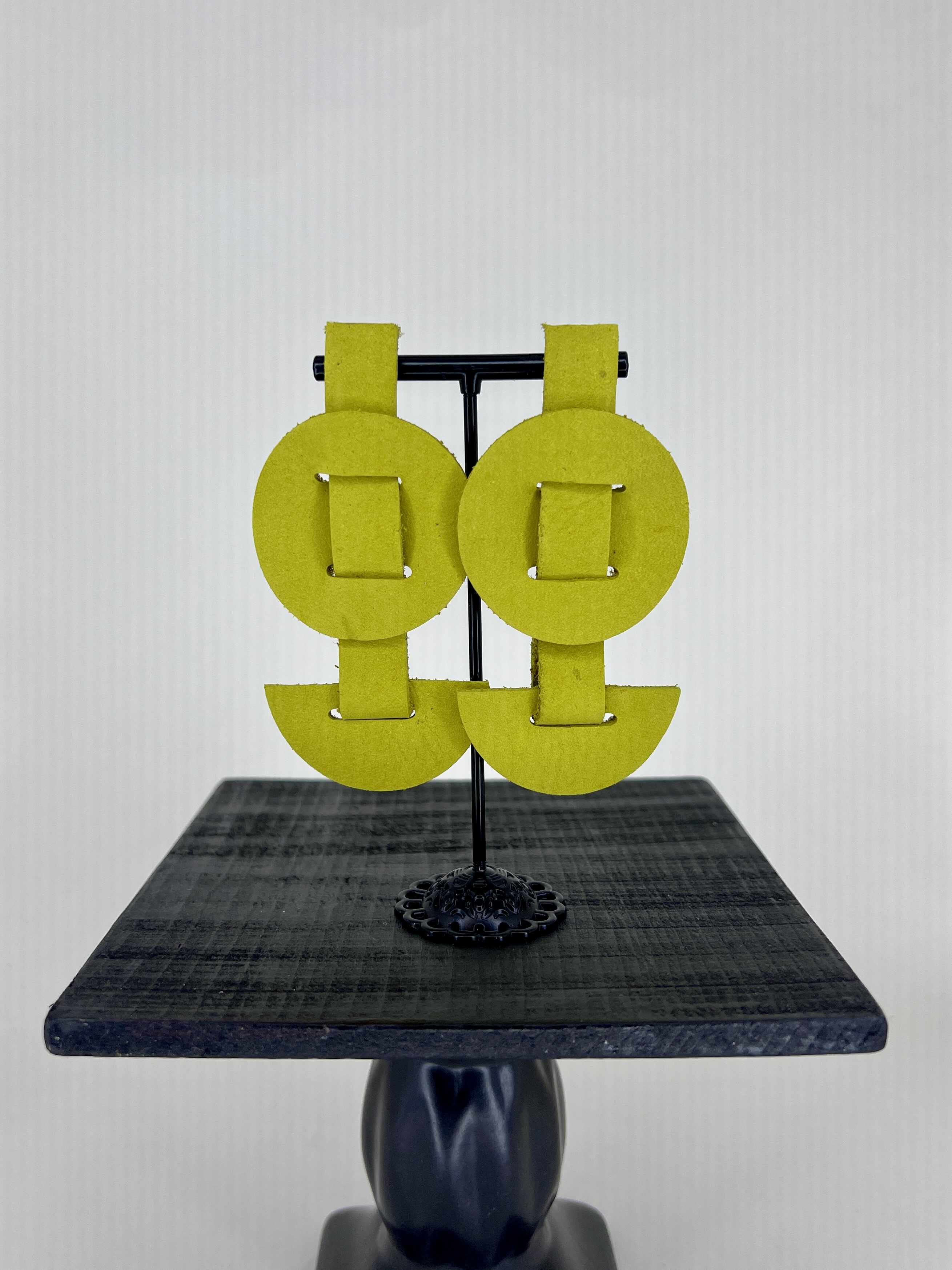 Geo Link Leather Drops